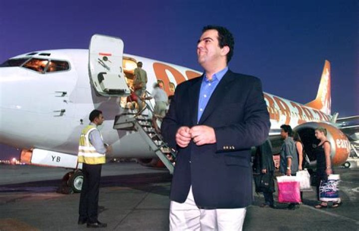 14 Billionaires From 7 Countries Join The Giving Pledge