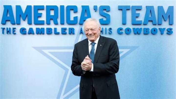 30 Years Ago Jerry Jones Bought The Dallas Cowboys For $60 Million... Today The Team Is Worth $6.5 Billion