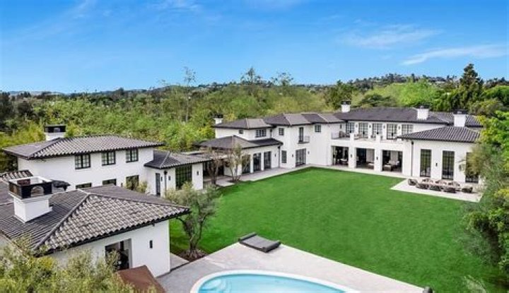 Shaquille O'Neal's 31,000 Square Foot Florida Mansion Hits The Market Again... This Time For $16.5 Million