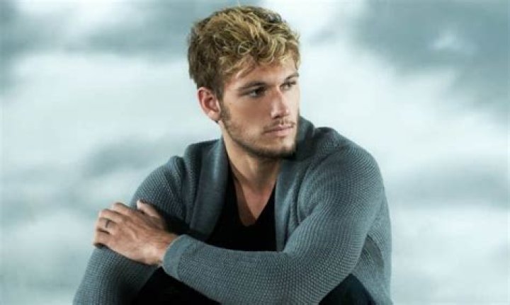 Alex Pettyfer Net Worth | Celebrity Net Worth