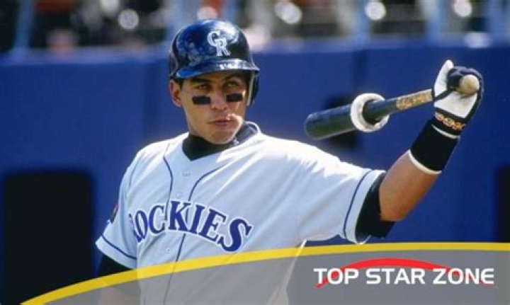 Andrés Galarraga Net Worth | Celebrity Net Worth