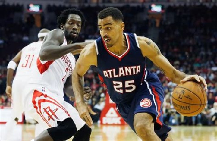Atlanta Hawks Guard Thabo Sefolosha May Sue The NYPD For $50 Million Over Broken Leg
