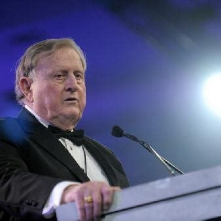 Billionaire Of The Day: Red McCombs – A True Texas Billionaire