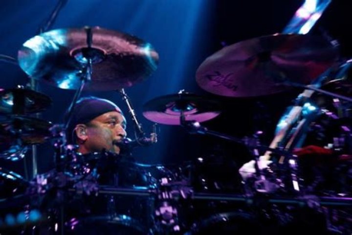 Carter Beauford Net Worth | Celebrity Net Worth