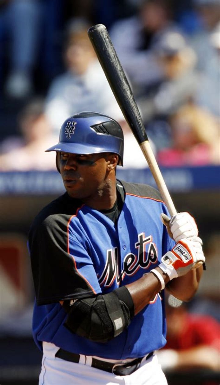 Cliff Floyd Net Worth | Celebrity Net Worth