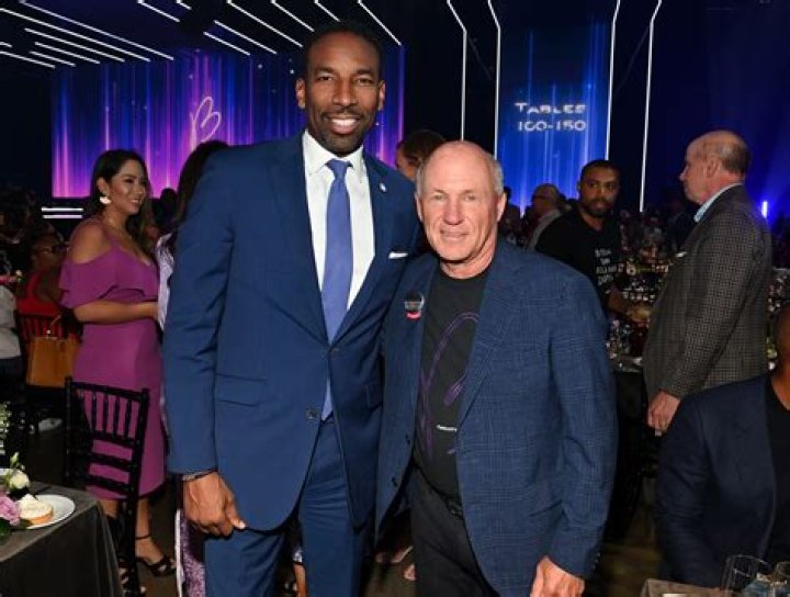 Dan Cathy Net Worth | Celebrity Net Worth