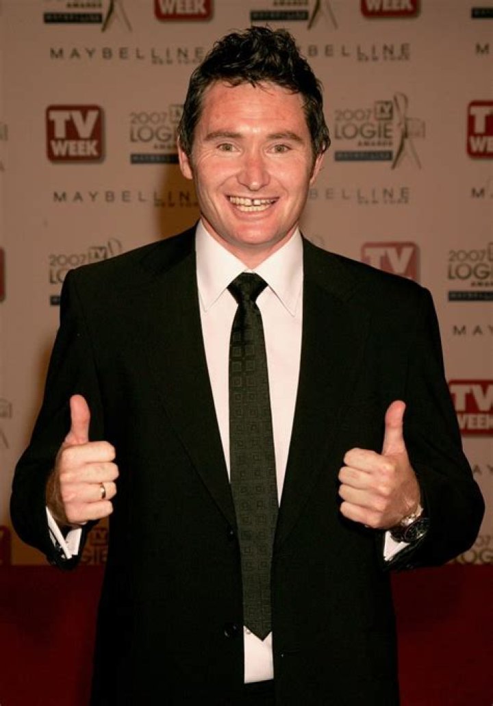 Dave Hughes Net Worth | Celebrity Net Worth