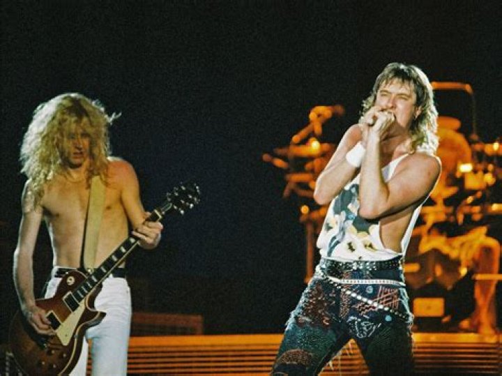 Def Leppard's Joe Elliott Says He Took Home Less Than $40 A Week In The Band's Early Days