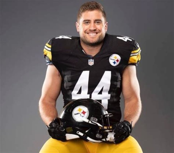 Derek Watt Net Worth | Celebrity Net Worth