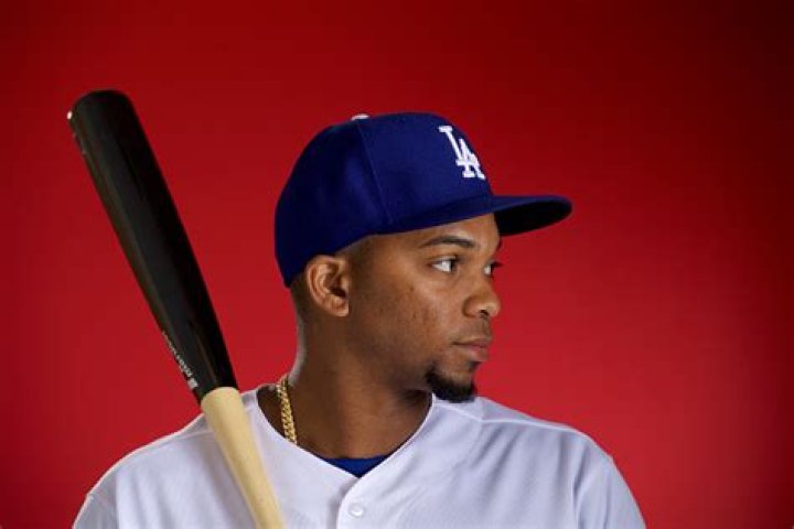 Dodgers Give 18-Year-Old Cuban Prospect Yusniel Diaz $15.5 Million Bonus