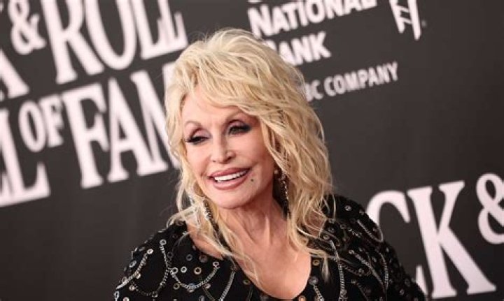 Dolly Parton Made A Ton Of Money Last Year