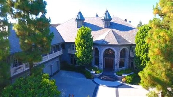 Dr Dre Lists Woodland Hills Mansion For $5.25 Million