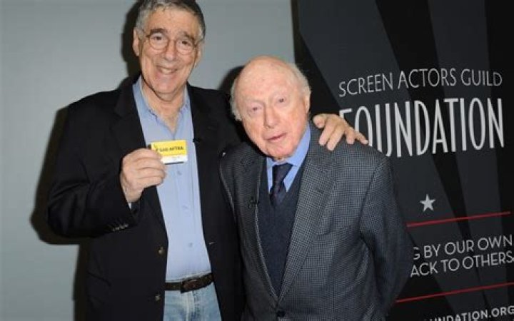 Elliott Gould Net Worth | Celebrity Net Worth