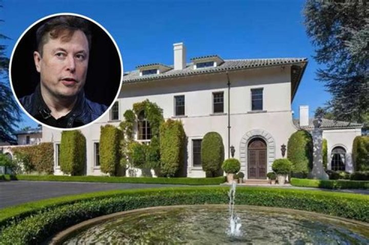 Elon Musks Sells His Four Remaining LA Houses In One $62 Million Deal