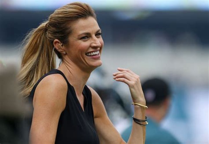 Erin Andrews Suing Marriott, Stalker For $75 Million Over 2008 Naked Video