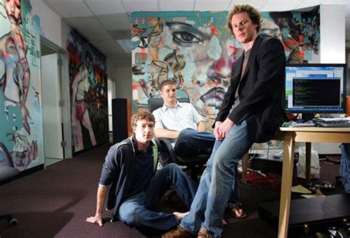 Facebook Graffiti Artist Who Took Stock Instead of Cash Now Worth $500 Million!