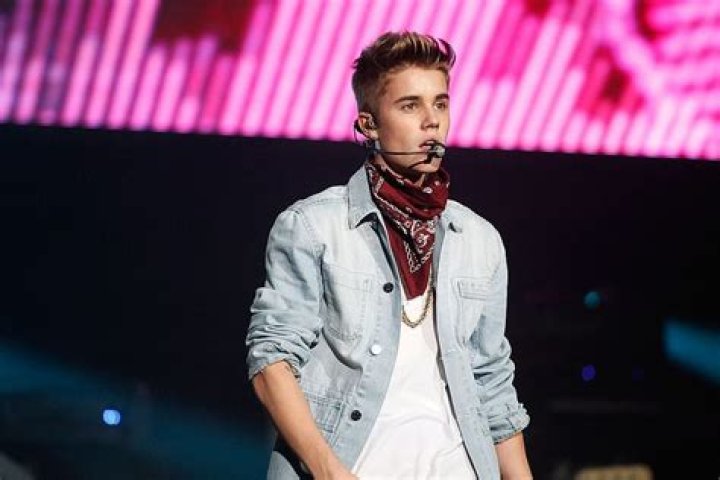 Famous Follicles For Sale: Bieber's Hair Goes for $40 Thousand