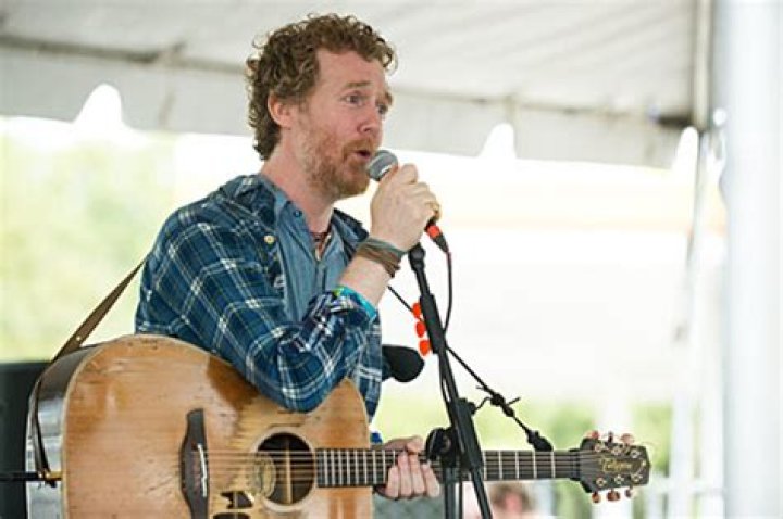 Glen Hansard Net Worth | Celebrity Net Worth