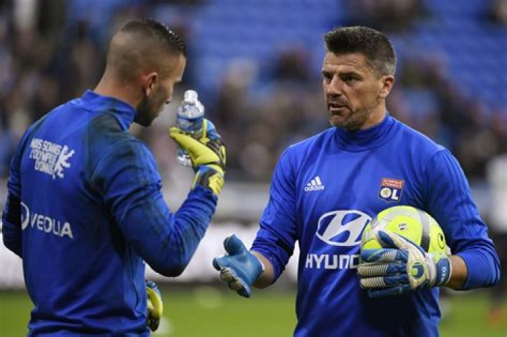 Grégory Coupet Net Worth | Celebrity Net Worth