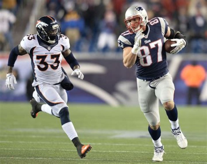 How Much Rob Gronkowski Has Made In The NFL – And How Much He'll Make This Year