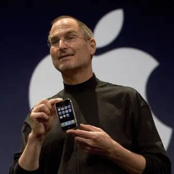 How Rich Would Steve Jobs Be Today With Apple At A $2 Trillion Market Cap?