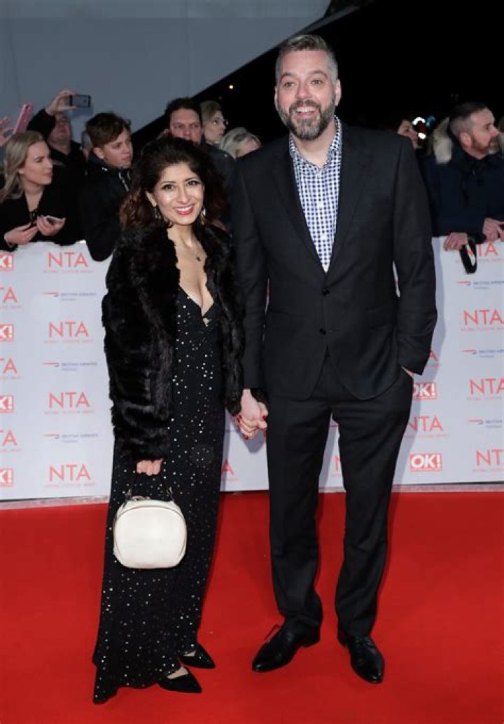 Iain Lee Net Worth | Celebrity Net Worth