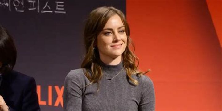 Jessica Stroup Net Worth | Celebrity Net Worth