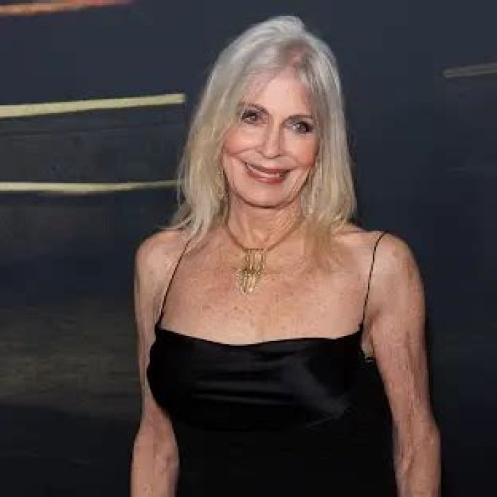 Joanna Cassidy Net Worth | Celebrity Net Worth