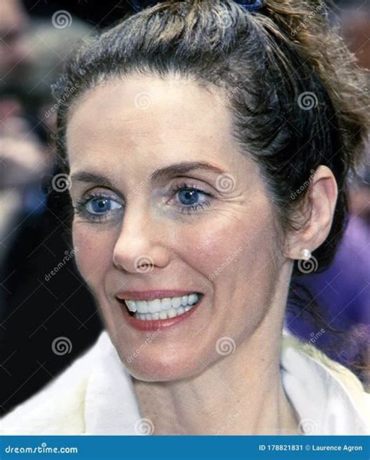 Julie Hagerty Net Worth | Celebrity Net Worth