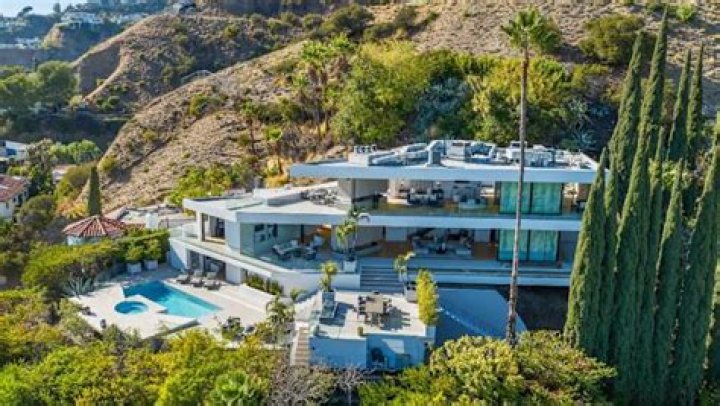 Katy Perry Is Asking $9.5M For Her Hollywood Hills Mansion