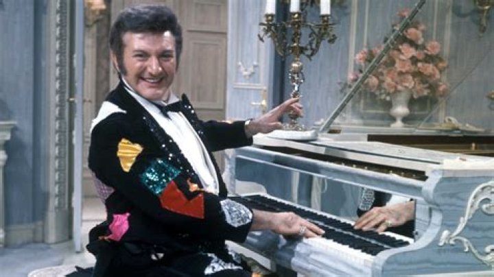 Liberace Net Worth | Celebrity Net Worth