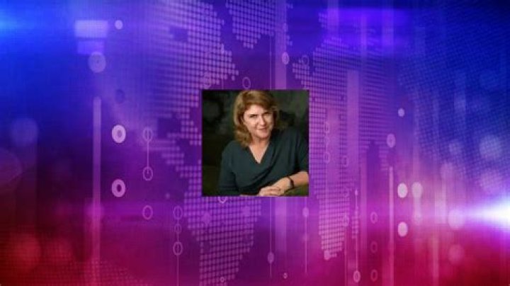 Lisa Gardner Net Worth | Celebrity Net Worth