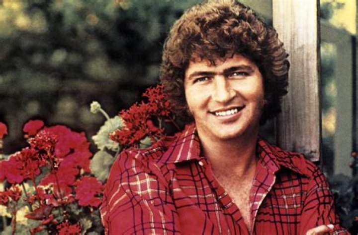 Mac Davis Net Worth | Celebrity Net Worth
