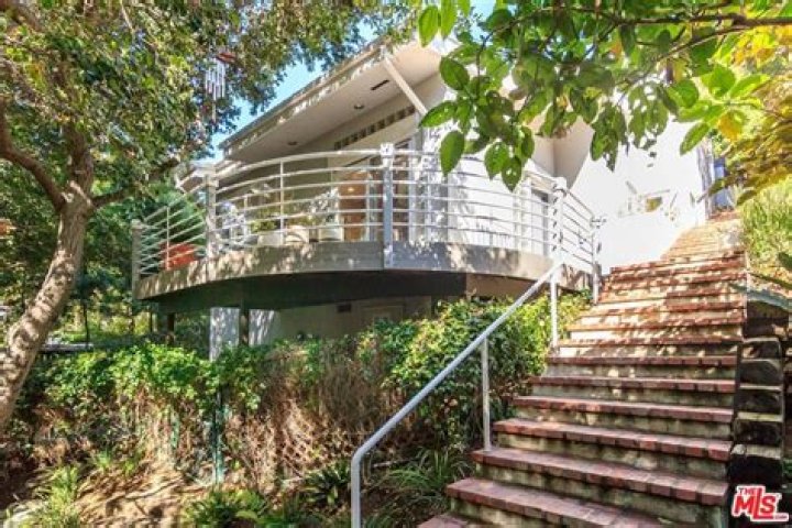 Mike Posner Parts With Hollywood Pad For $1.375 Million