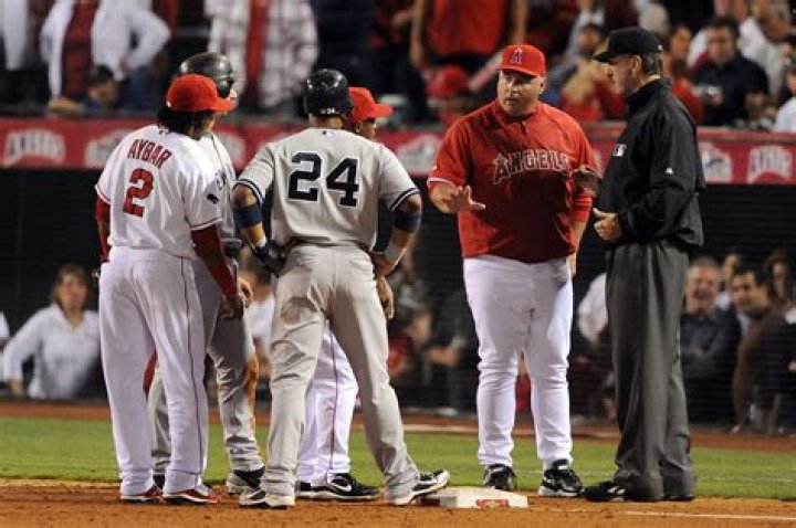 Mike Scioscia Net Worth | Celebrity Net Worth