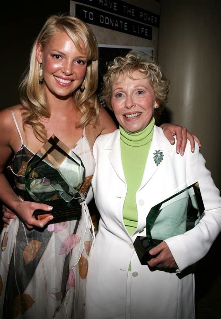 Nancy Heigl Net Worth | Celebrity Net Worth