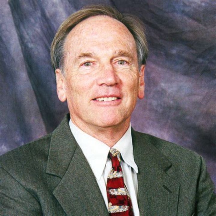 Peyton Yates Net Worth | Celebrity Net Worth