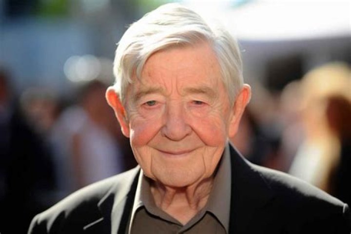 Ralph Waite Net Worth | Celebrity Net Worth