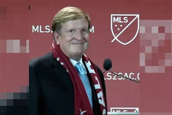 Ron Burkle Net Worth | Celebrity Net Worth