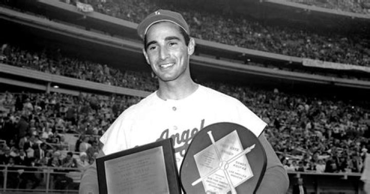 Sandy Koufax Net Worth | Celebrity Net Worth