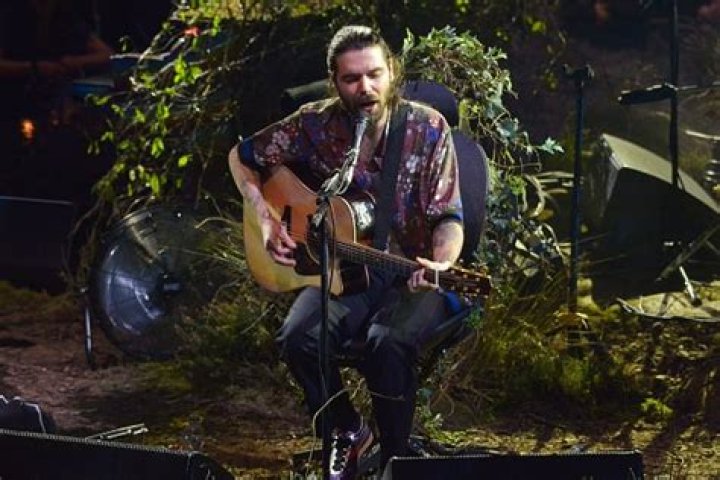 Simon Neil Net Worth | Celebrity Net Worth