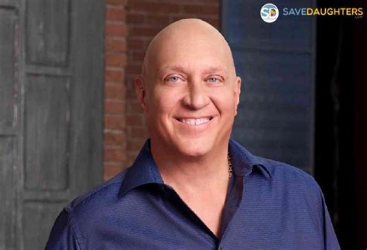 Steve Wilkos Net Worth | Celebrity Net Worth