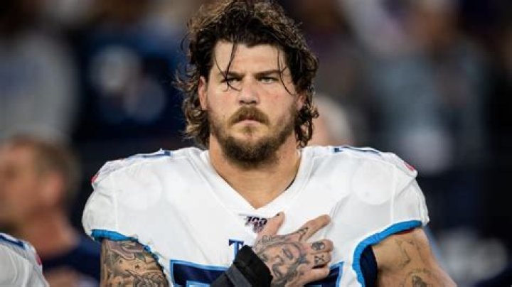 Taylor Lewan Net Worth | Celebrity Net Worth