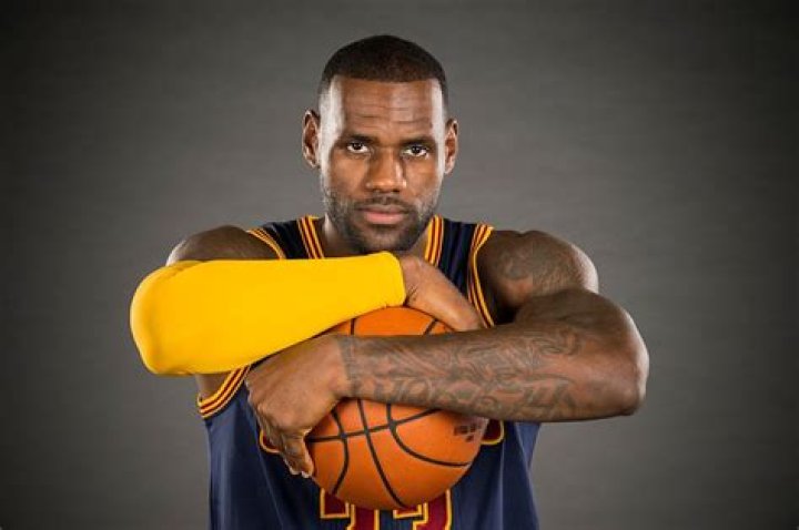 The Way LeBron James Structures His Contracts Is Going To Make Him A Ton Of Money