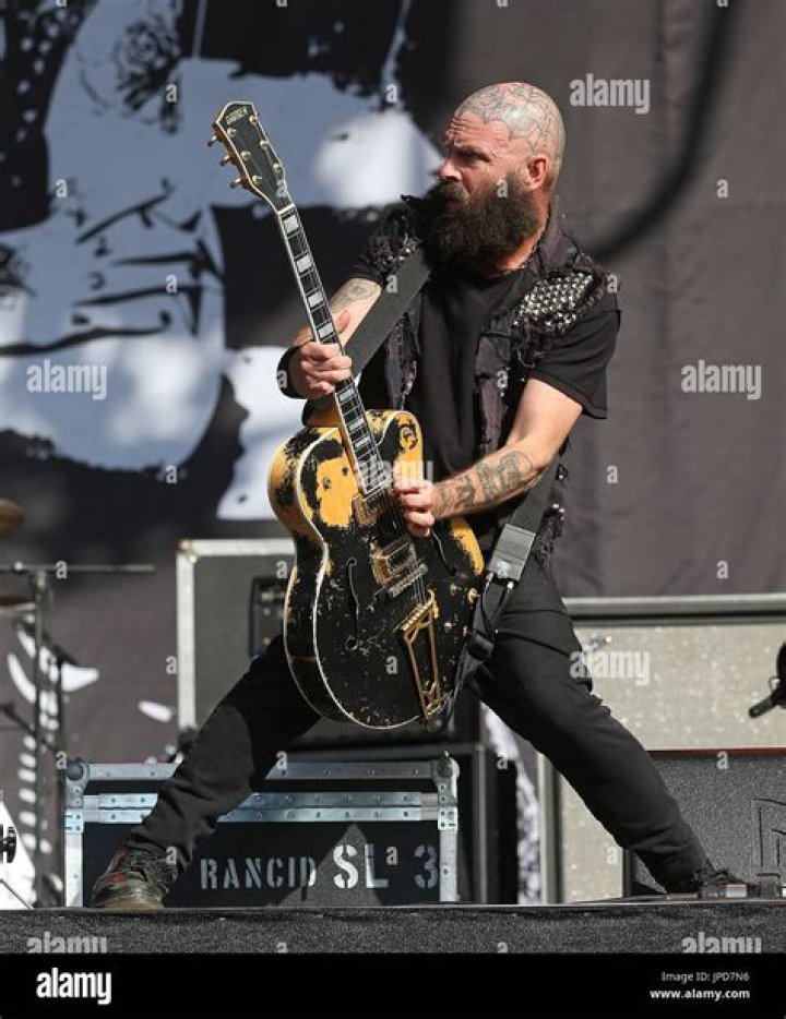 Tim Armstrong (Rancid) | Celebrity Net Worth