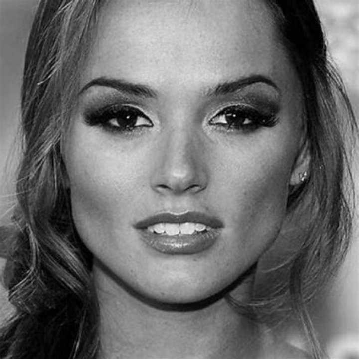 Tori Black Net Worth | Celebrity Net Worth