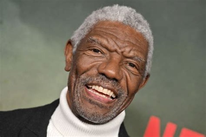 Vondie Curtis-Hall Net Worth | Celebrity Net Worth