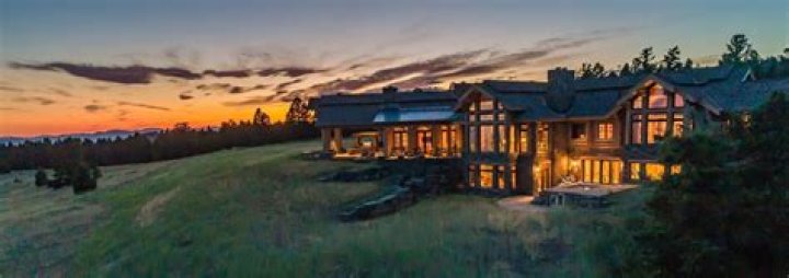 Wal-Mart Heiress Rolls Back Prices On Luxury Ranches