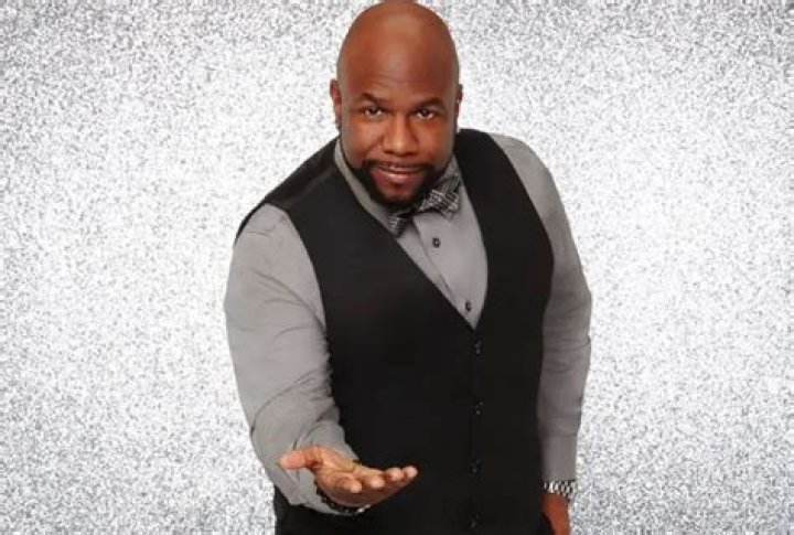 Wanya Morris Net Worth | Celebrity Net Worth