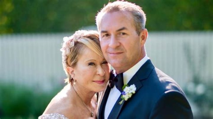 Yeardley Smith Net Worth | Celebrity Net Worth